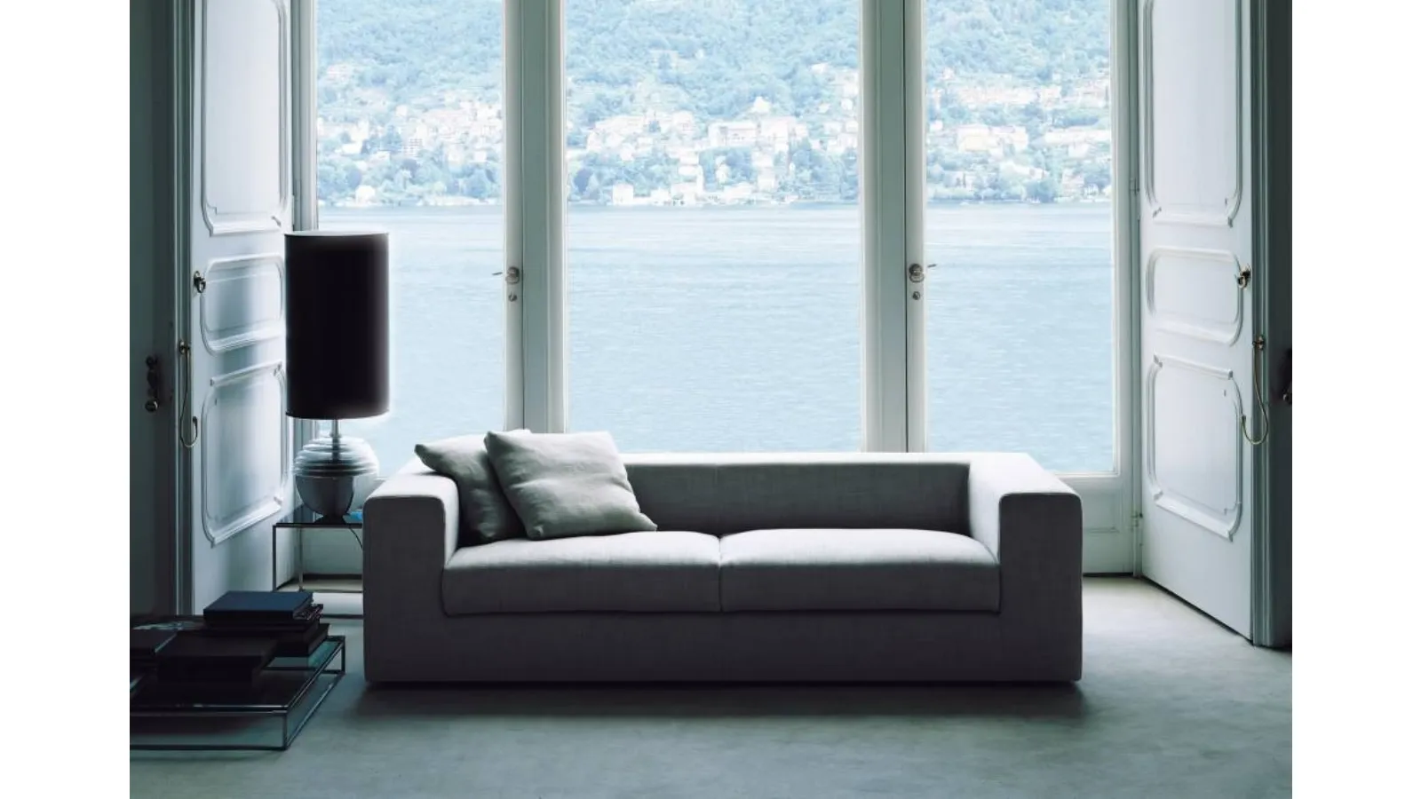 Divano Wall Sofa Bed in tessuto di Living Divani