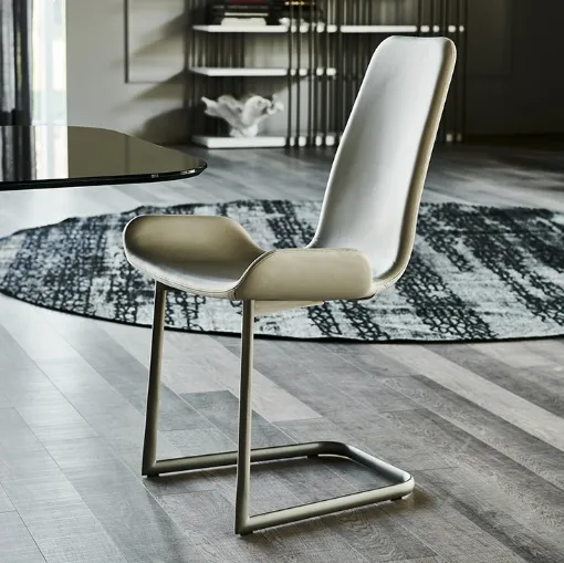 Sedia in pelle con struttura in acciaio Flamingo Cantilever di Cattelan Italia